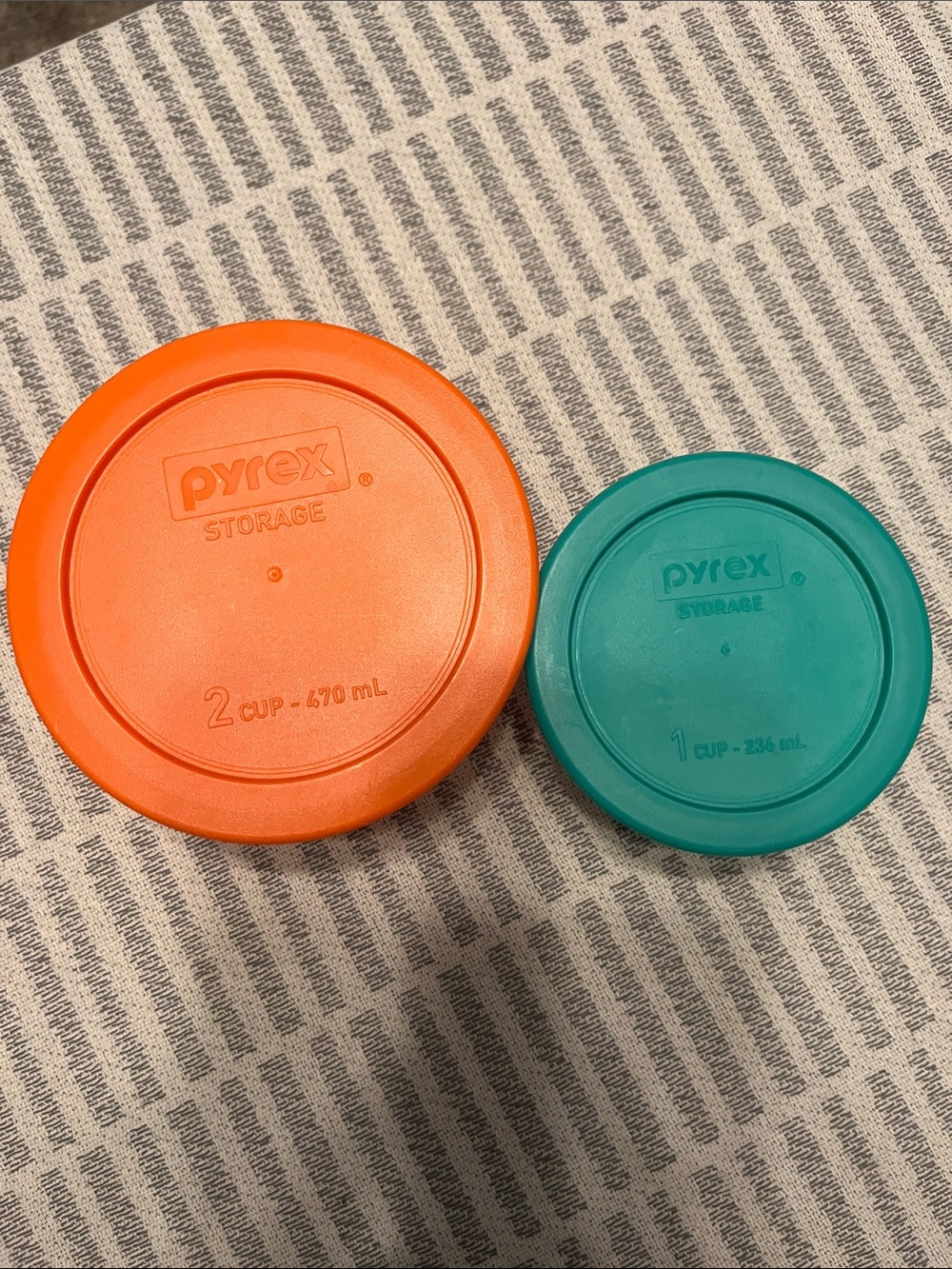 Pyrex Orange & Teal Round Storage Lids